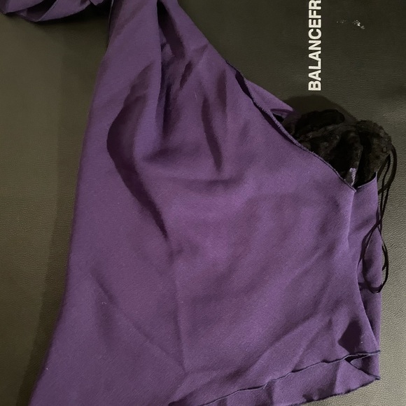 Ungaro top with lace detail and tied shoulder - Picture 7 of 8